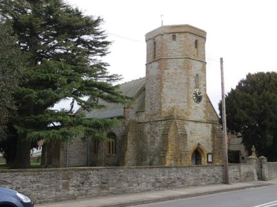 2201-St_Mary's_Church_-_Ilchester__Somerset.jpg